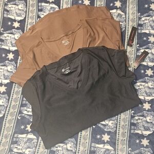2 New with tag juniors Large No Boundaries shirts